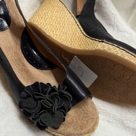 Born BOC Black Leather Floral Peep Toe Slingback Wedge Sandals size 9 - Picture 3 of 7